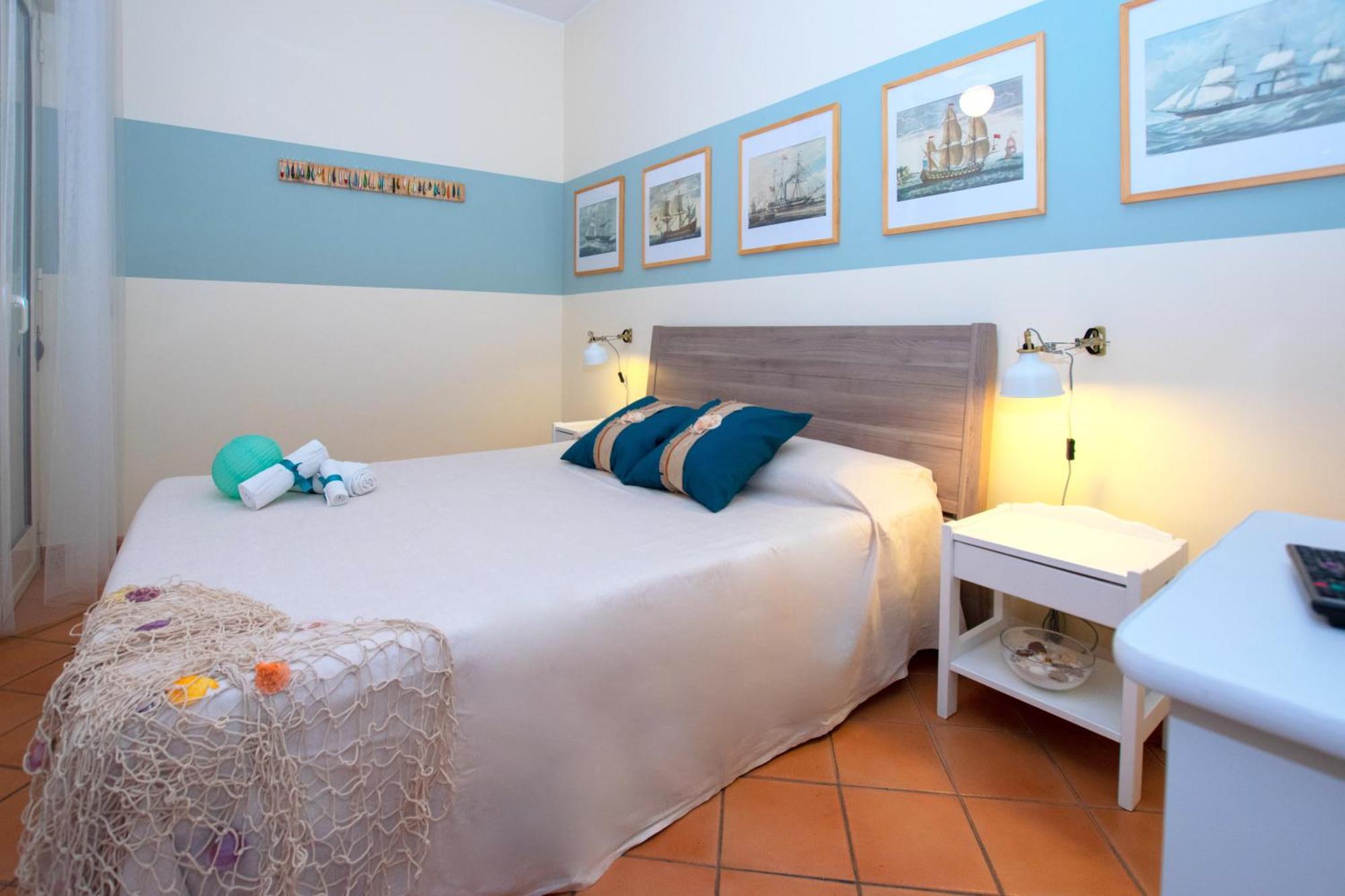 Palermo Mare Holidays Sferracavallo Rum bild
