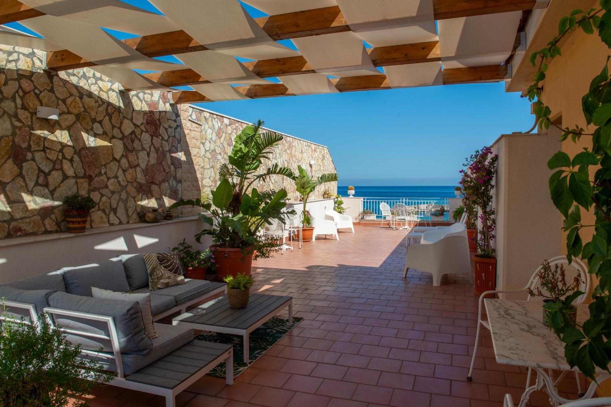 Palermo Mare Holidays Sferracavallo Exteriör bild